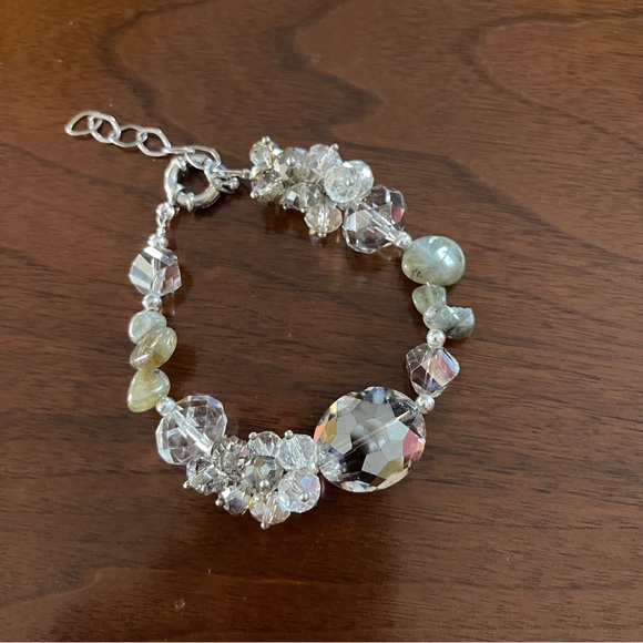 Crystal Bracelet - Picture 1 of 3